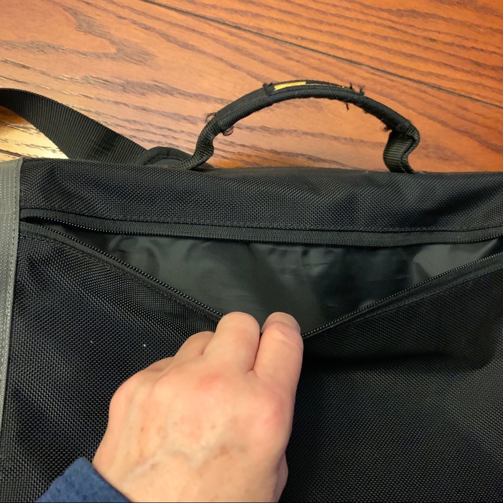 Targus computer messenger bag - Picture 4 of 6